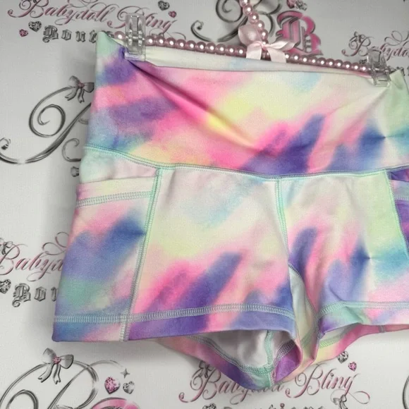 Pop flex active shorts cotton candy tie dye 🍭 pockets on sides pastel rainbow 🌈 - Picture 6 of 8
